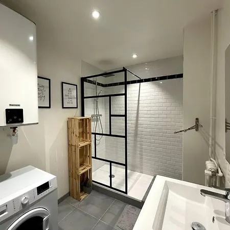 Ferienwohnung Le Contemporain Nîmes Exterior foto